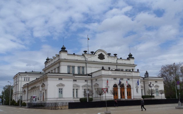 Для чего нужна виза Д в Болгарию.